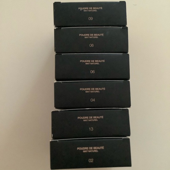 Gucci Beauty Powder (multiple shades) - Picture 3 of 4